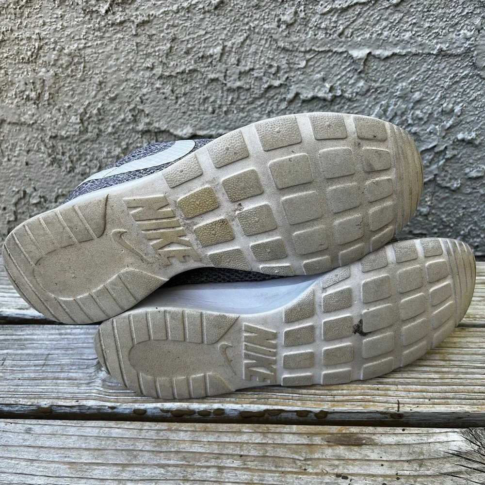 Nike Shoes Men Size 9 Tanjun SE Running Sneakers Grey